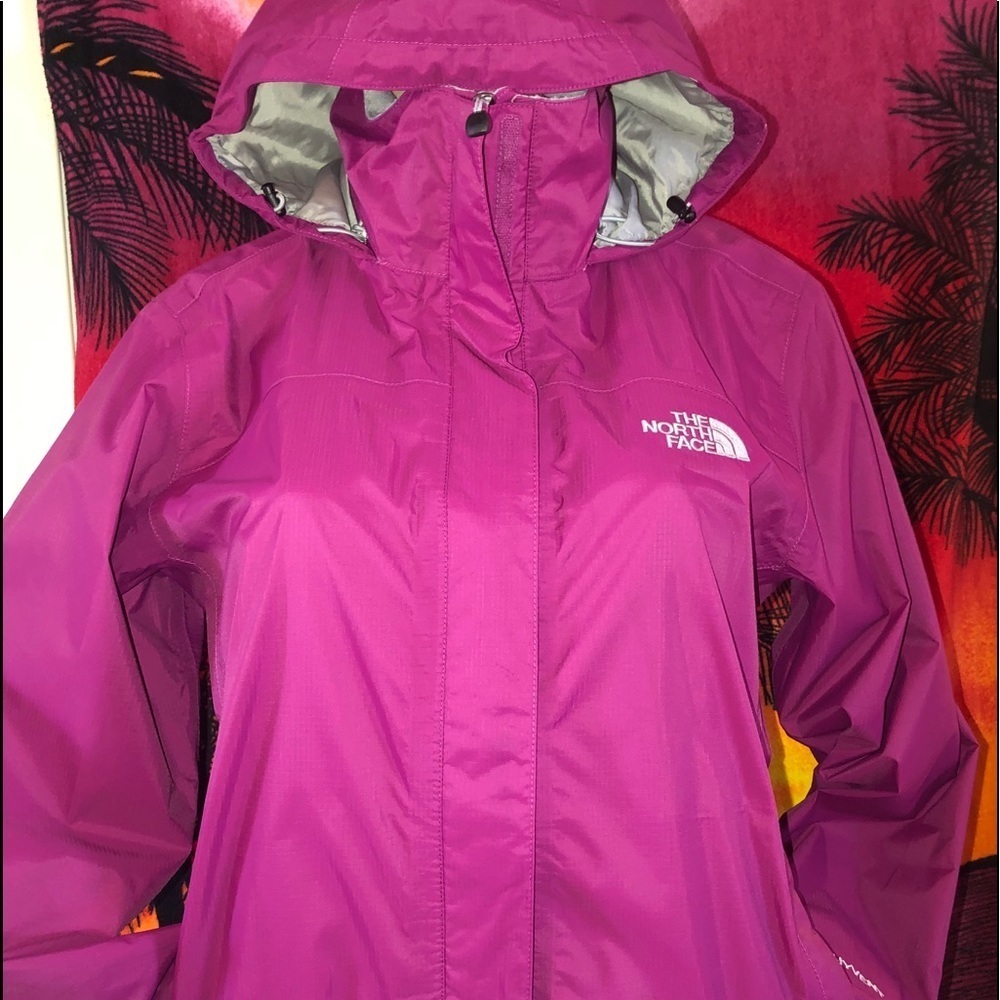 The northface women hooded jacket